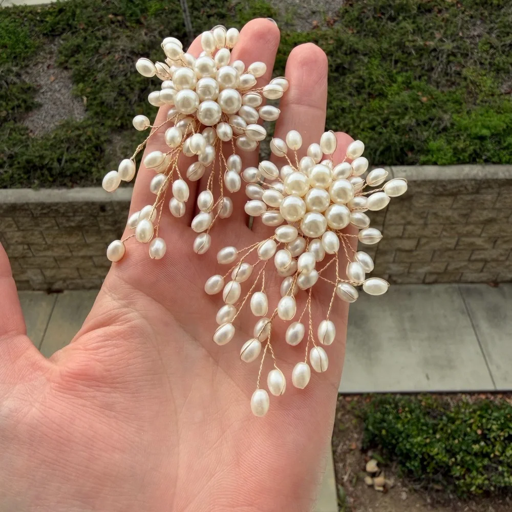 Pearl Flower Cluster Stud Earrings